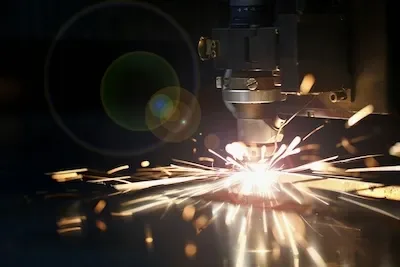 Le métier d'Opérateur sur machine de découpe laser